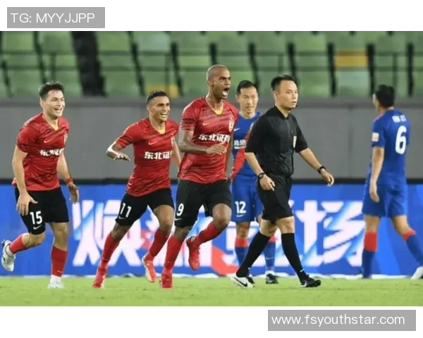 重庆足球队以58分领跑世锦赛积分榜展现强劲实力 重庆足球队以58分领跑世锦赛积分榜展现强劲实力